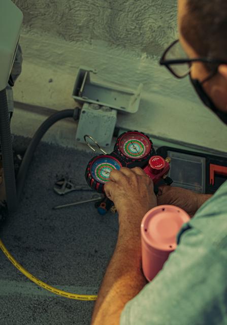 Gauges used while assessing a heating system